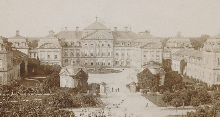 Schloss Arolsen um 1900 | Museum im Schloss Schloss Arolsen um 1900 | Museum im Schloss